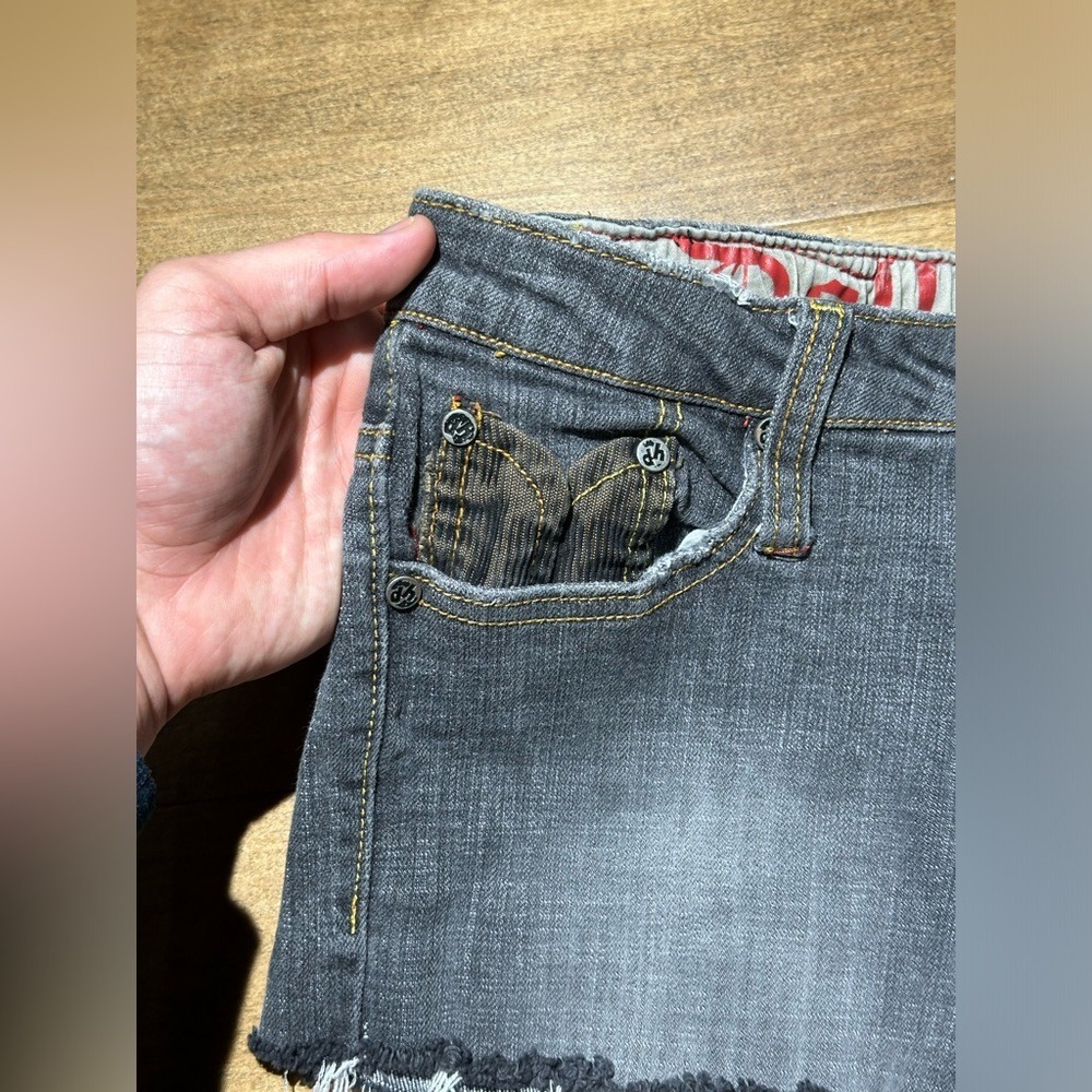 Dollhouse High Rise Denim Shorts Women's Size 1 Style No. #AB-2138KS - Picture 4 of 7